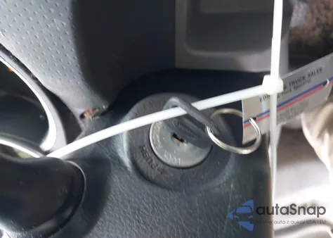 2015 Toyota Tacoma from USA, damaged, VIN 5TFTX4CN2FX059543